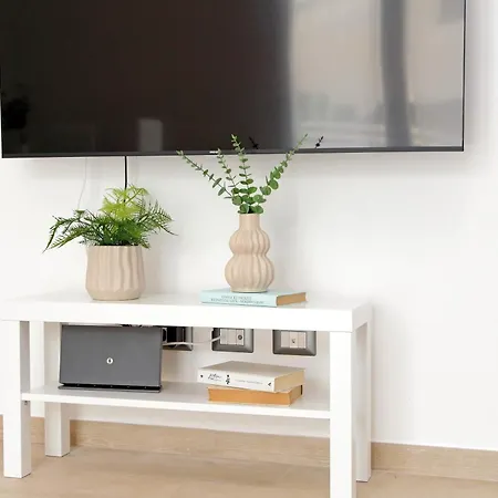 Andrea Home- Collegato A Roma E Aeroporto Apartment *