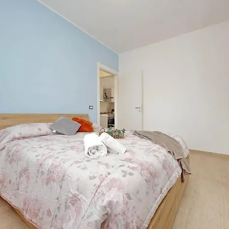Andrea Home- Collegato A Roma E Aeroporto Apartment *