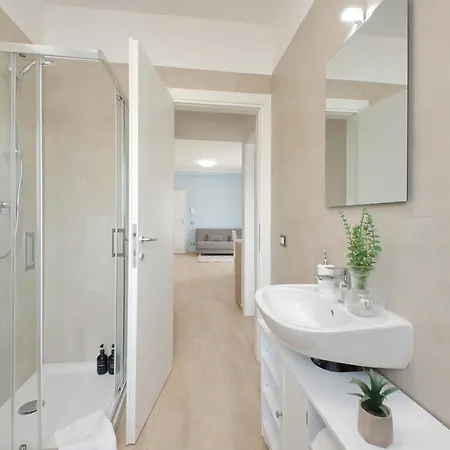 Apartment Andrea Home- Collegato A Roma E Aeroporto