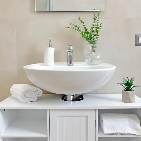 Apartment Andrea Home- Collegato A Roma E Aeroporto *